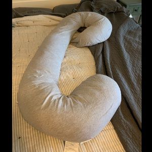 C shaped pregnancy pillow body pillow